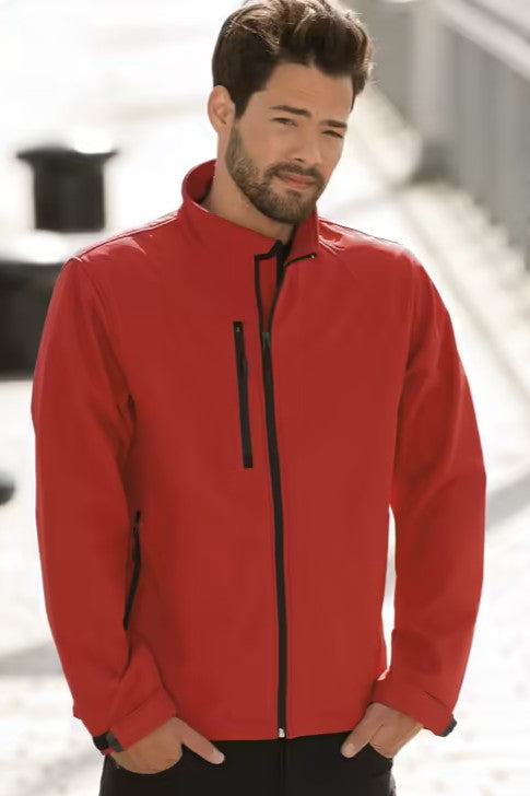 Russell J140M softshell jack heren borduren bedrijfskleding sfeershot Retexa