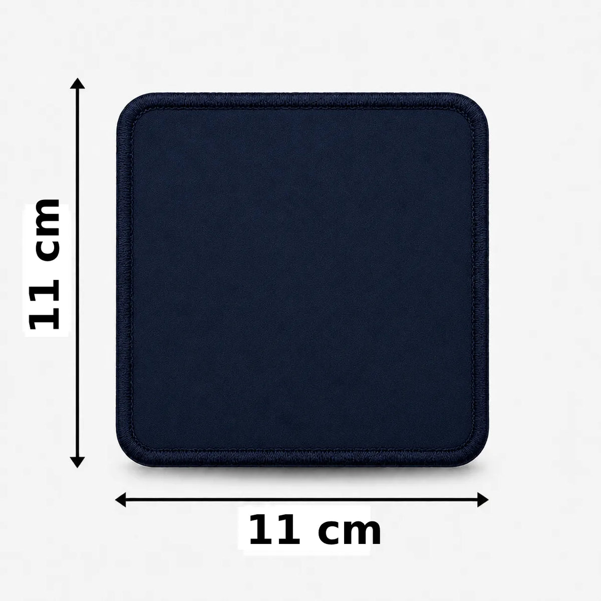 Vierkant geborduurd embleem 11×11 cm in donkerblauw