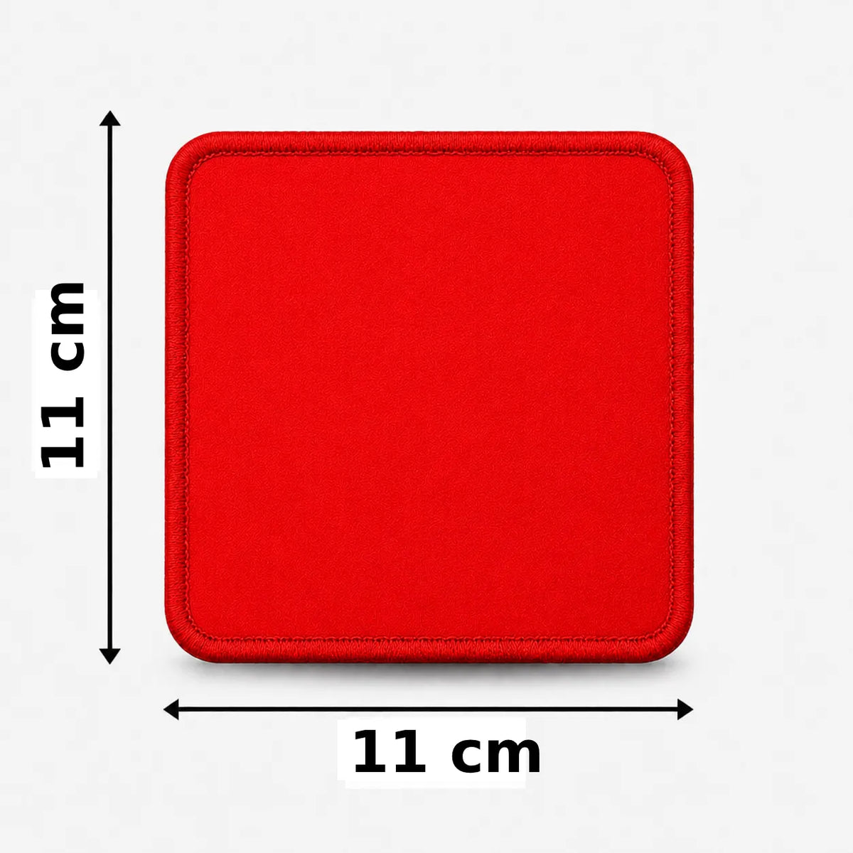Vierkant geborduurd embleem 11×11 cm in rood
