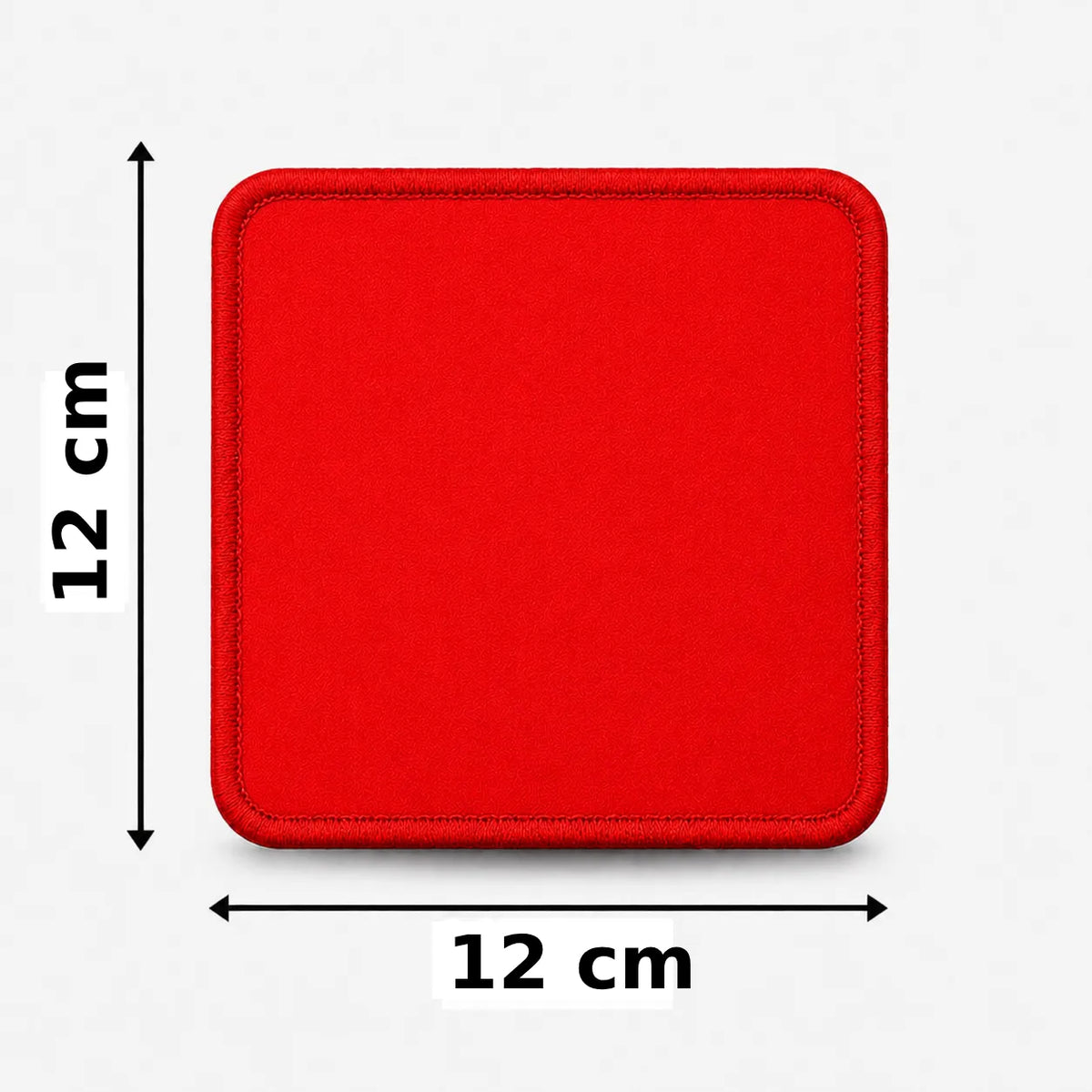 Vierkant geborduurd embleem 12×12 cm in rood
